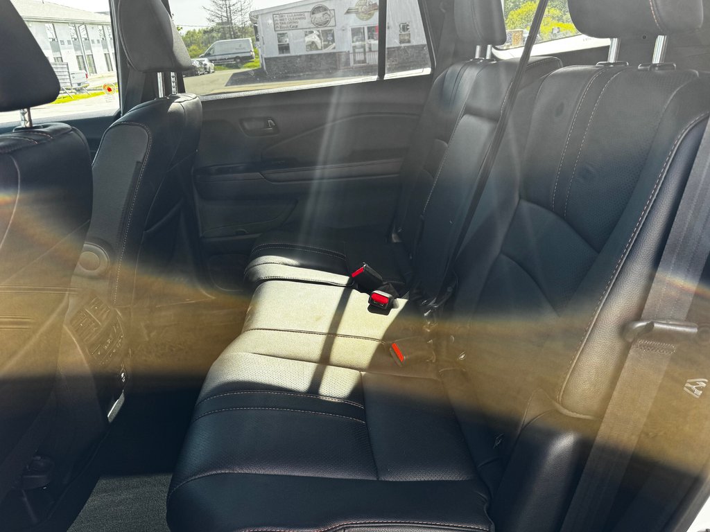 2023 Honda PASSPORT TRAILSPORT in Amherst, Nova Scotia - 11 - w1024h768px