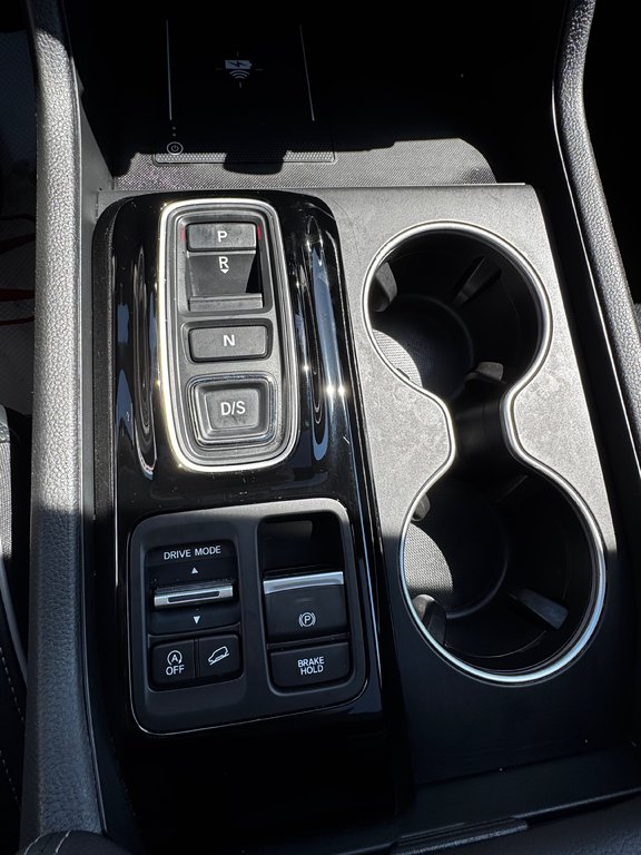 2025 Honda PILOT TOURING in Amherst, Nova Scotia - 17 - w1024h768px
