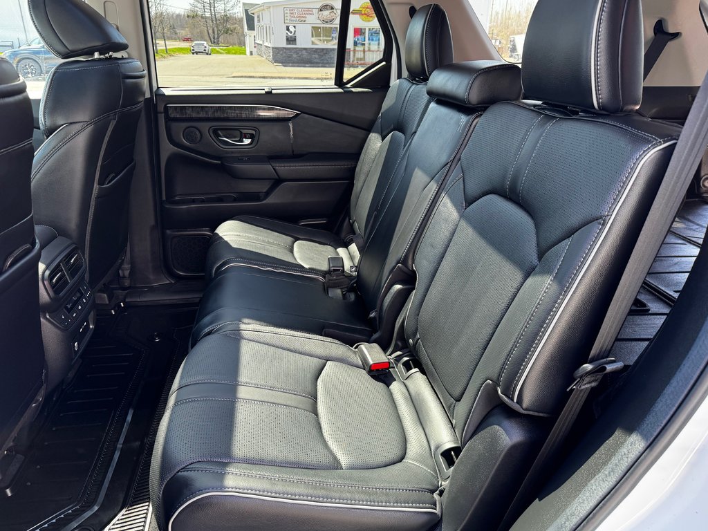 2025 Honda PILOT TOURING in Amherst, Nova Scotia - 11 - w1024h768px