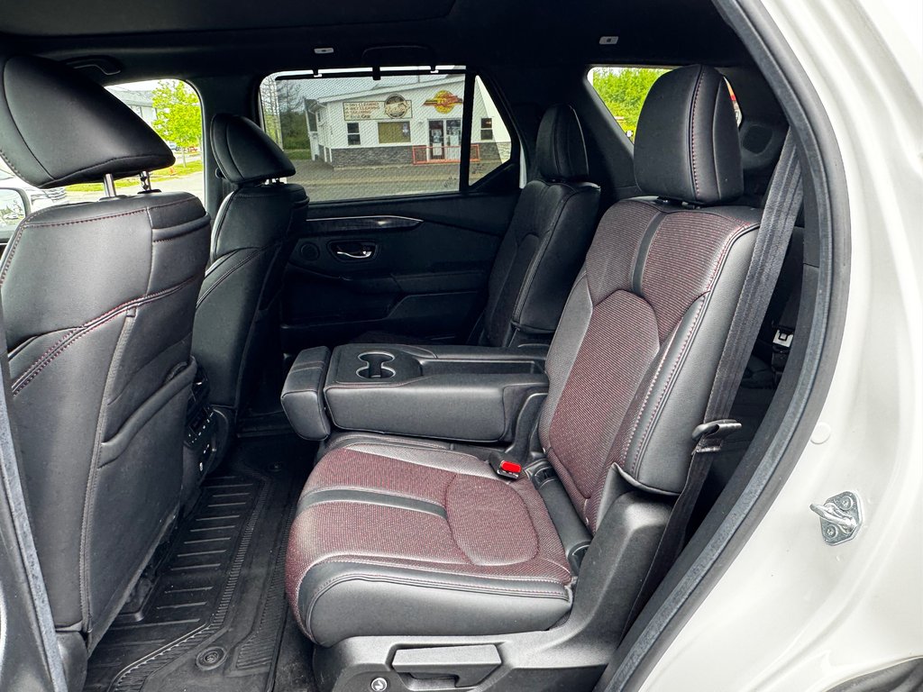 2025 Honda PILOT BLACK EDITION in Amherst, Nova Scotia - 11 - w1024h768px