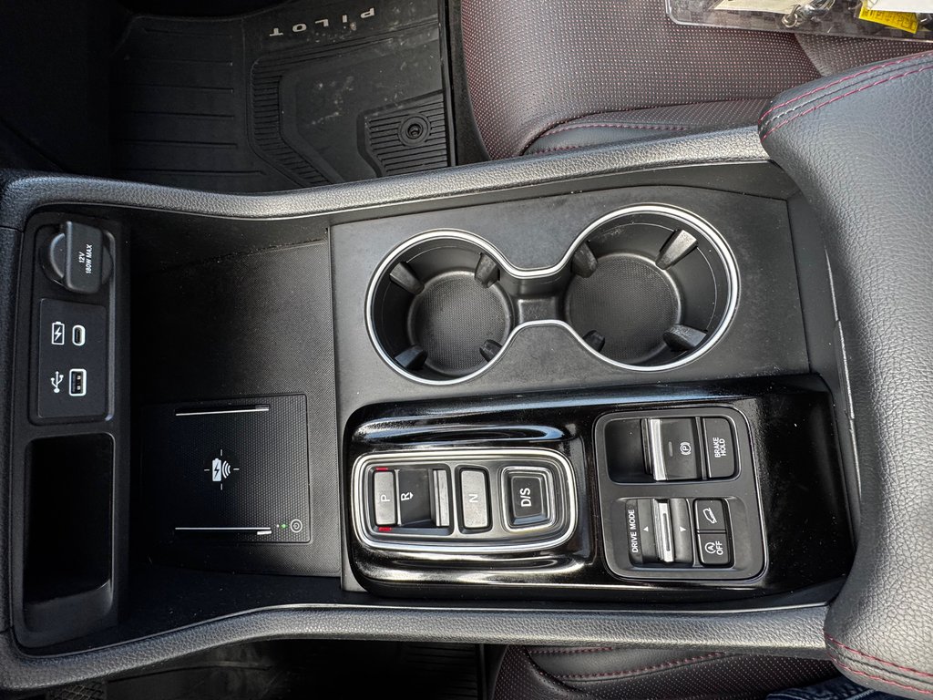 2025 Honda PILOT BLACK EDITION in Amherst, Nova Scotia - 20 - w1024h768px