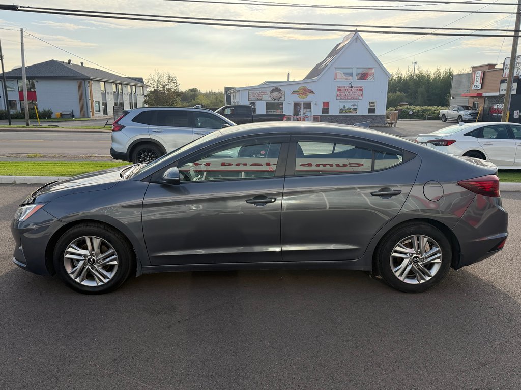 2019 Hyundai ELANTRA PREFERRED in Amherst, Nova Scotia - 5 - w1024h768px