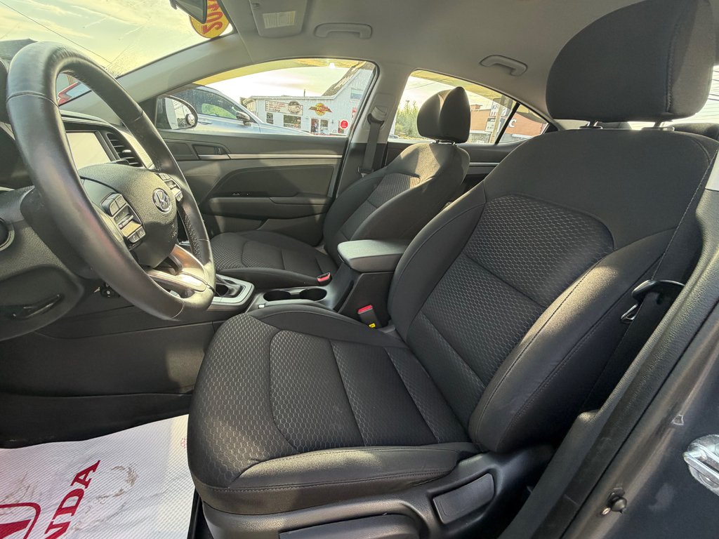 2019 Hyundai ELANTRA PREFERRED in Amherst, Nova Scotia - 11 - w1024h768px