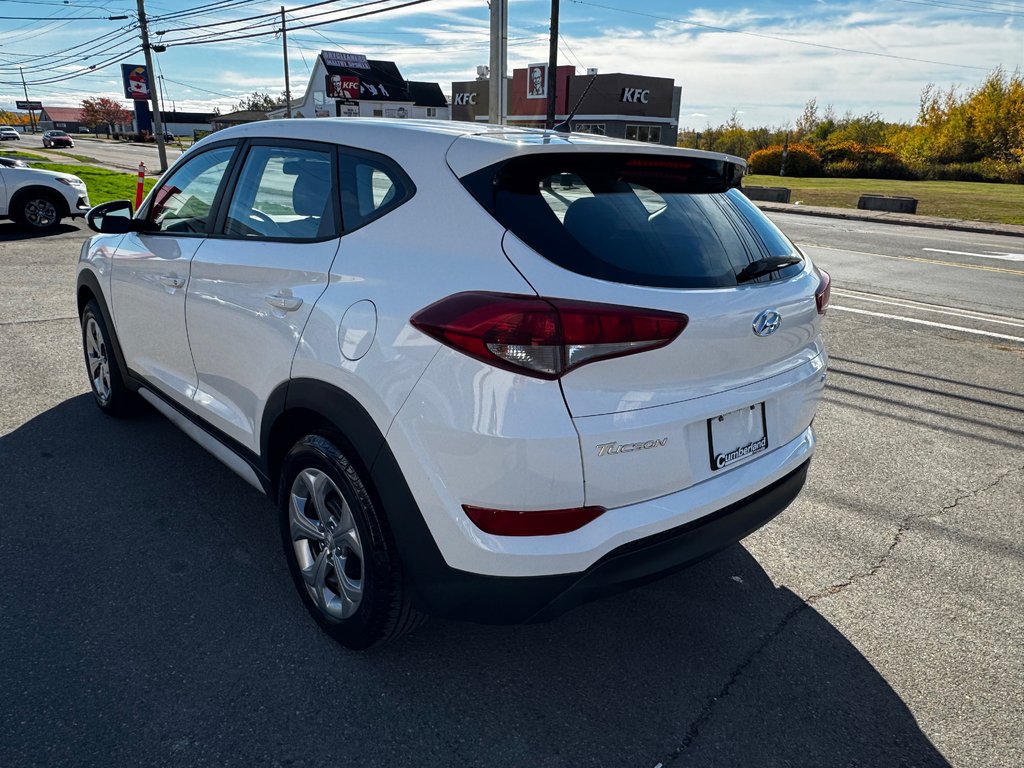 2018 Hyundai Tucson BASE in Amherst, Nova Scotia - 6 - w1024h768px