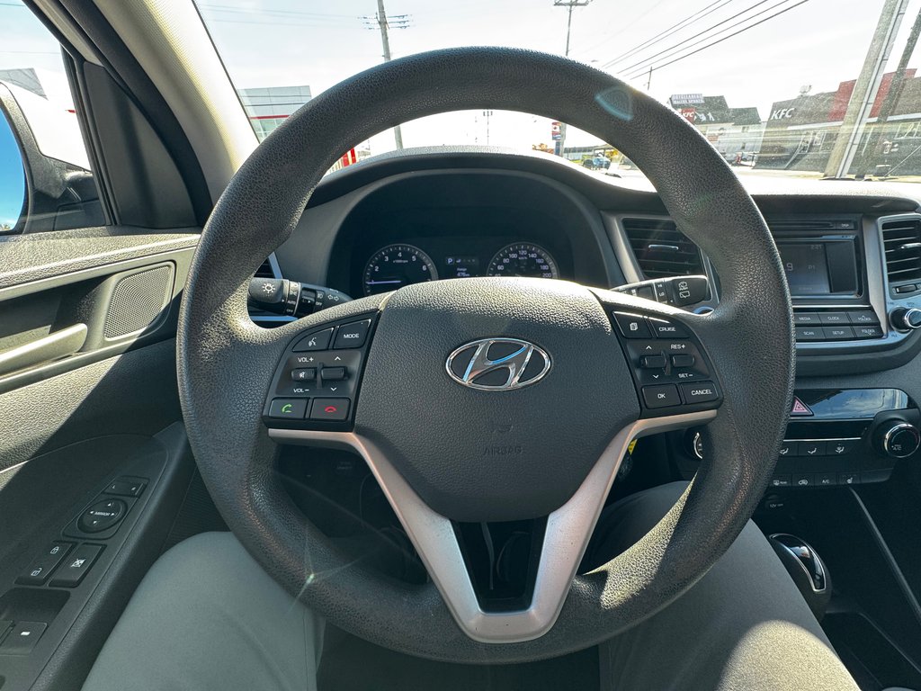 2018 Hyundai Tucson BASE in Amherst, Nova Scotia - 13 - w1024h768px