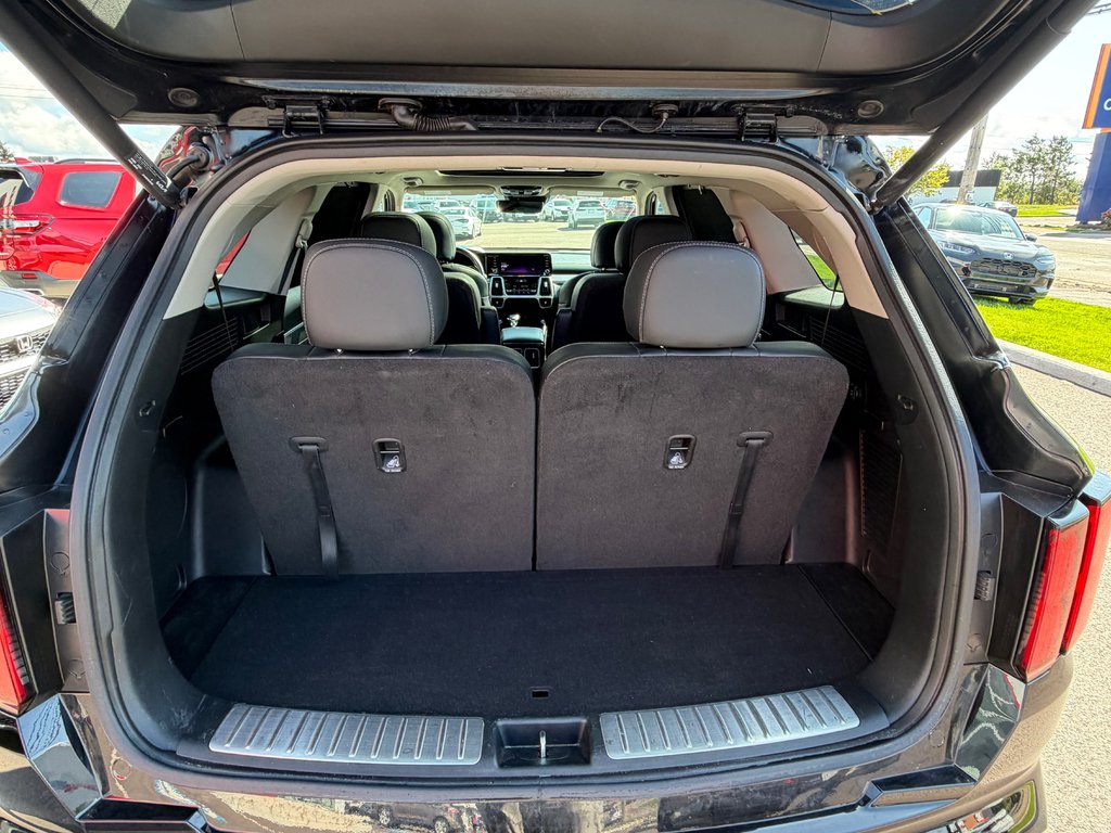 2022 Kia SORENTO SX in Amherst, Nova Scotia - 9 - w1024h768px