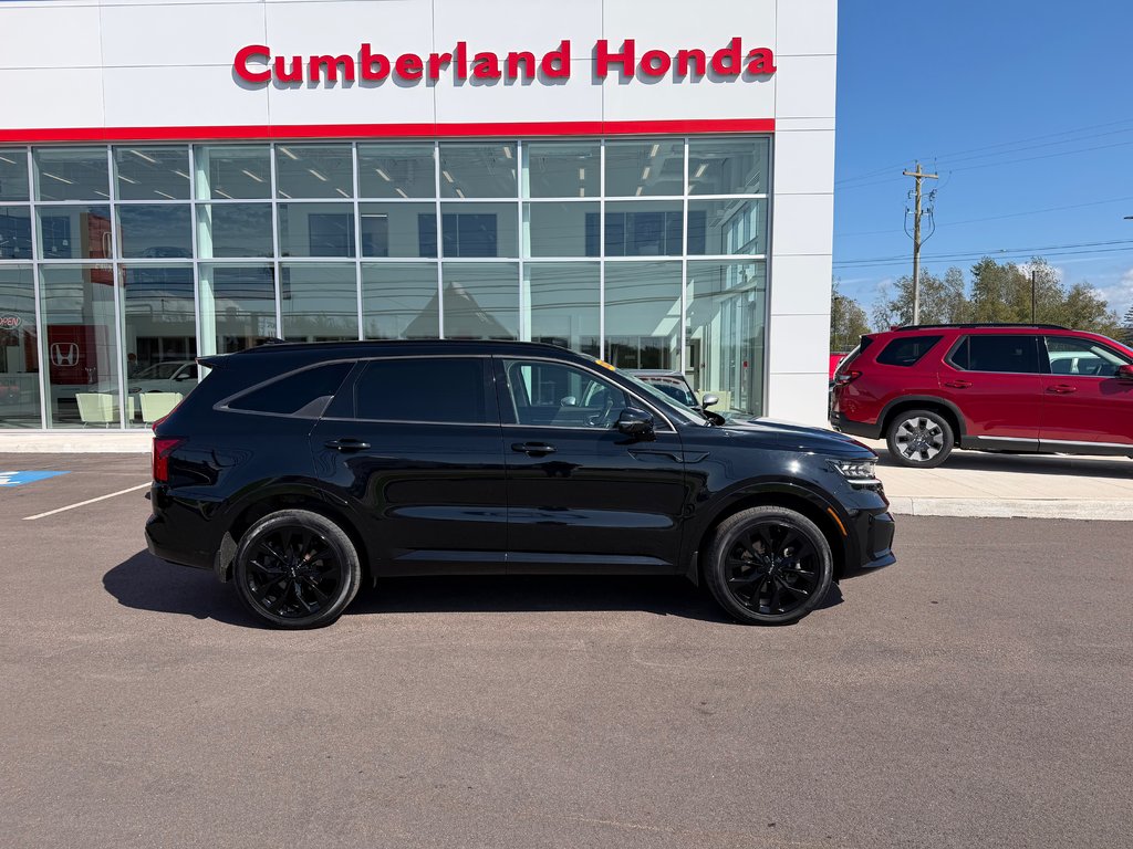 2022 Kia SORENTO SX in Amherst, Nova Scotia - 1 - w1024h768px