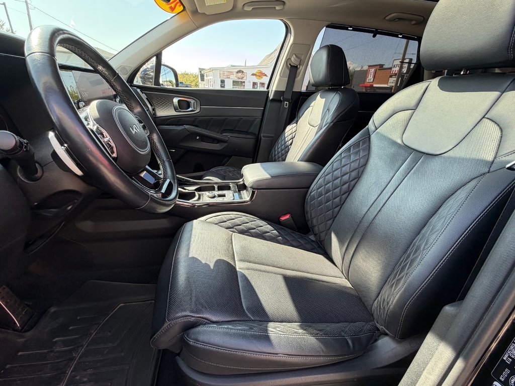 2022 Kia SORENTO SX in Amherst, Nova Scotia - 13 - w1024h768px