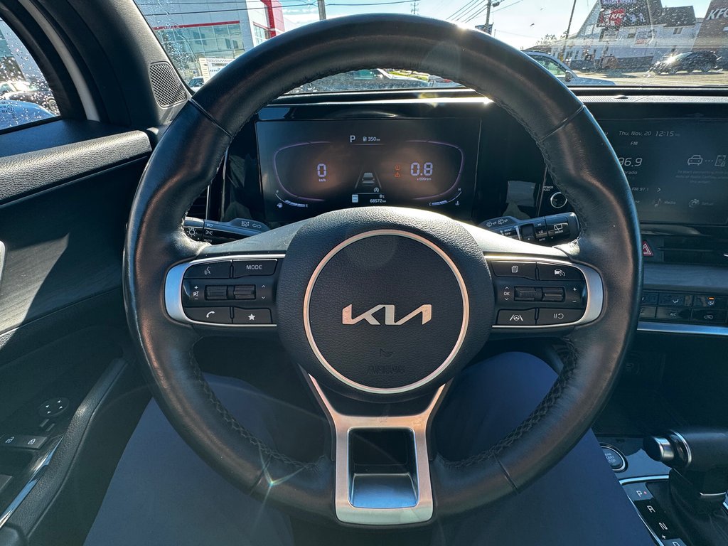 2023 Kia Sportage X-Line in Amherst, Nova Scotia - 13 - w1024h768px