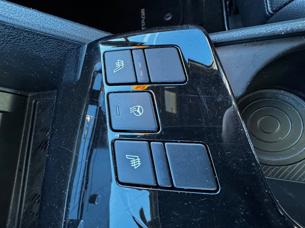 2023 Kia Sportage X-Line in Amherst, Nova Scotia - 16 - w1024h768px