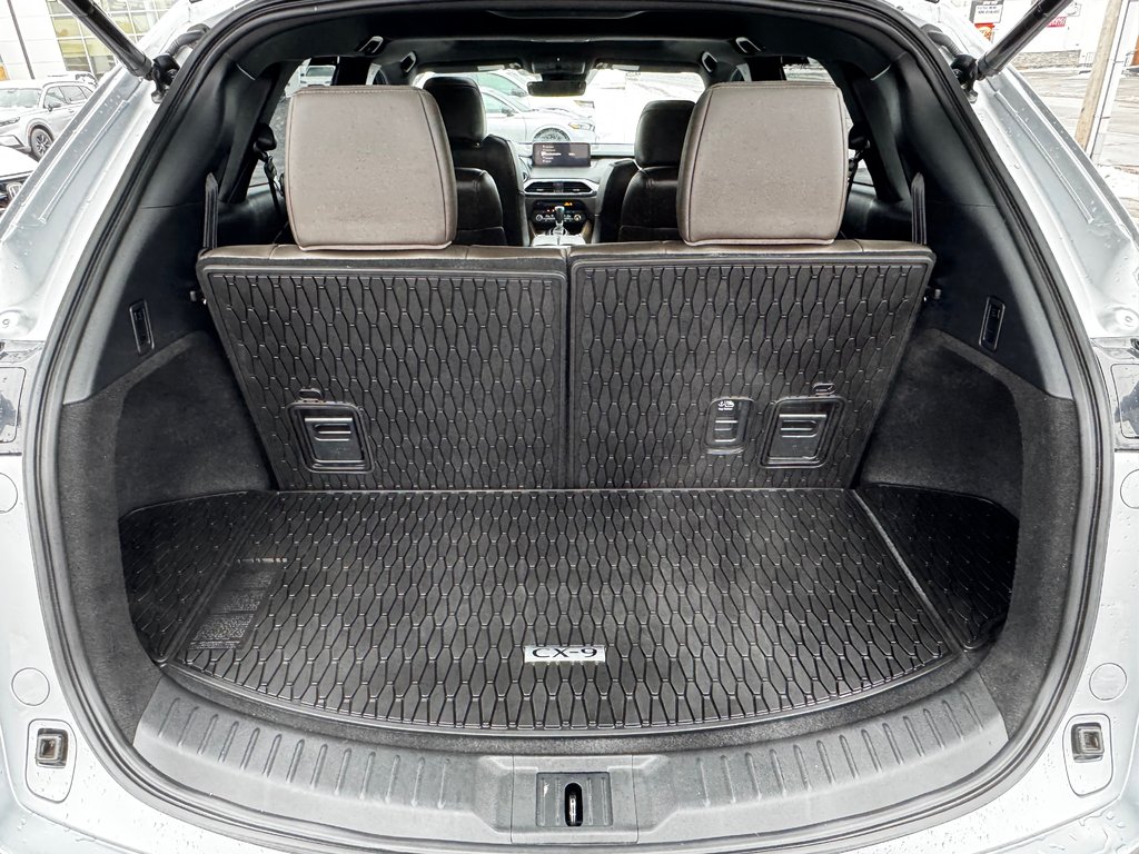 2022 Mazda CX-9 SIGNATURE in Amherst, Nova Scotia - 9 - w1024h768px
