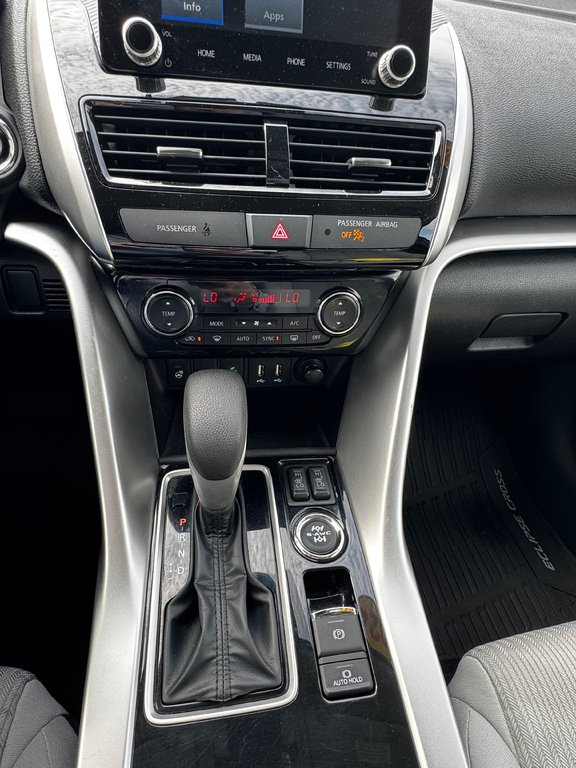 2024 Mitsubishi ECLIPSE CROSS GT in Amherst, Nova Scotia - 15 - w1024h768px