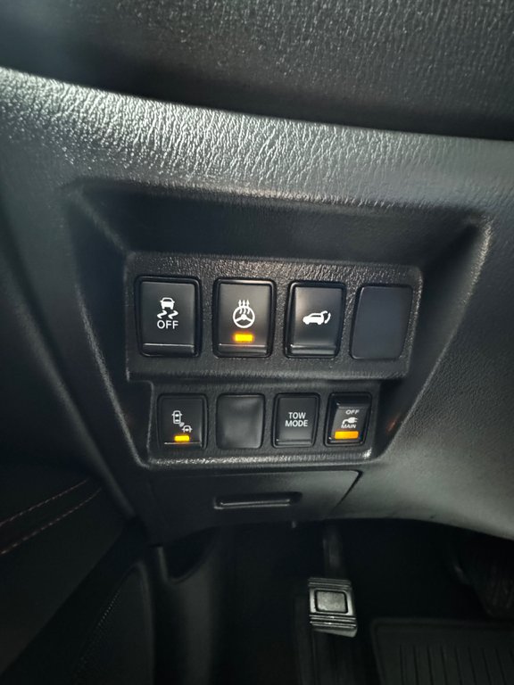 2020 Nissan Pathfinder SL Premium in Amherst, Nova Scotia - 14 - w1024h768px