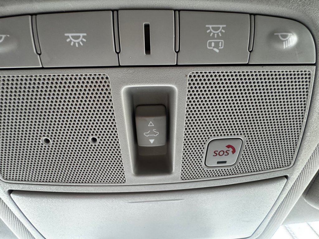 2020 Nissan Pathfinder SL Premium in Amherst, Nova Scotia - 18 - w1024h768px