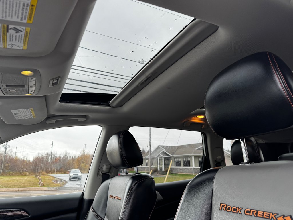 2020 Nissan Pathfinder SL Premium in Amherst, Nova Scotia - 12 - w1024h768px