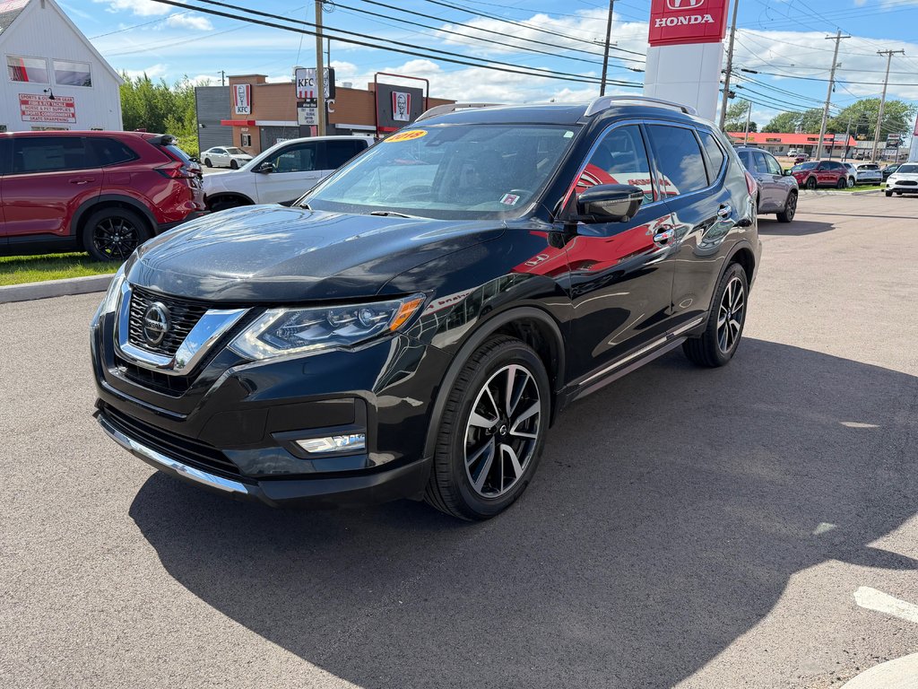 2018 Nissan ROGUE SL in Amherst, Nova Scotia - 4 - w1024h768px