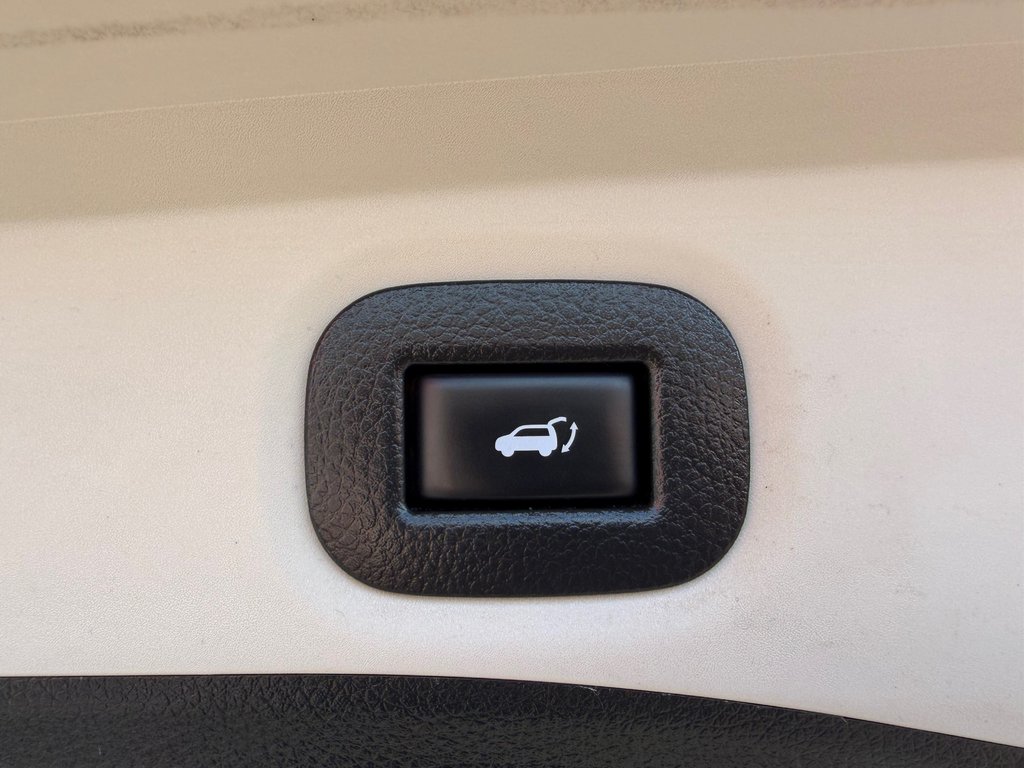 2018 Nissan ROGUE SL in Amherst, Nova Scotia - 10 - w1024h768px