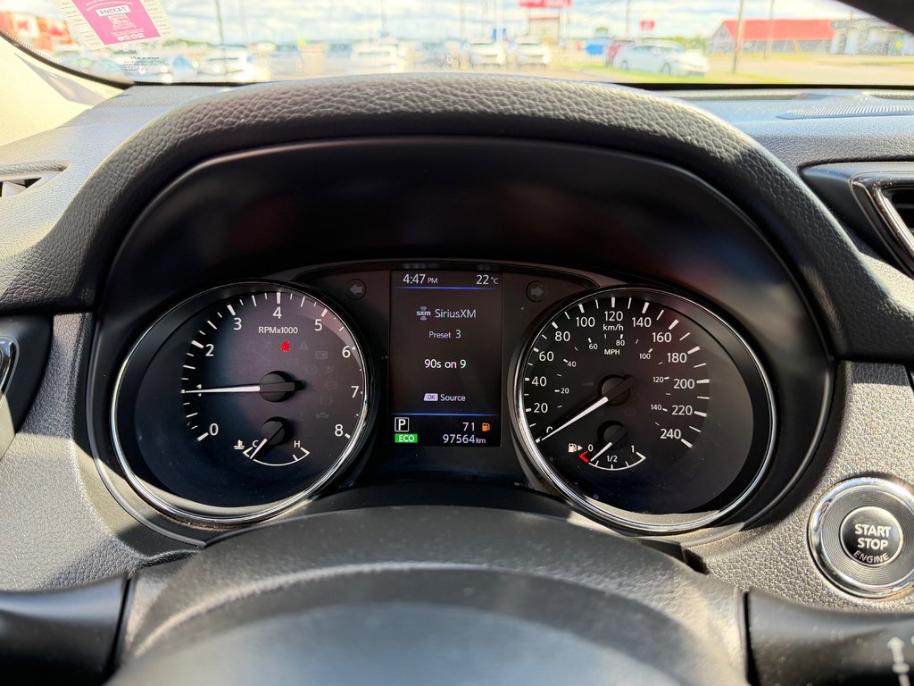 2018 Nissan ROGUE SL in Amherst, Nova Scotia - 16 - w1024h768px