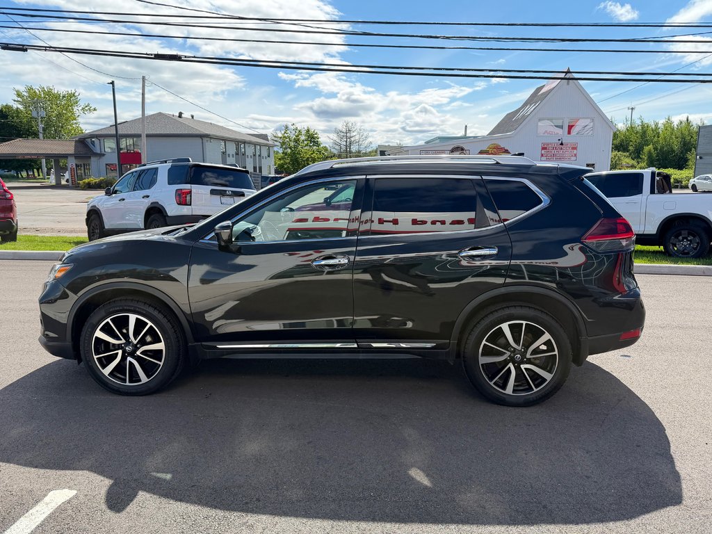 2018 Nissan ROGUE SL in Amherst, Nova Scotia - 5 - w1024h768px