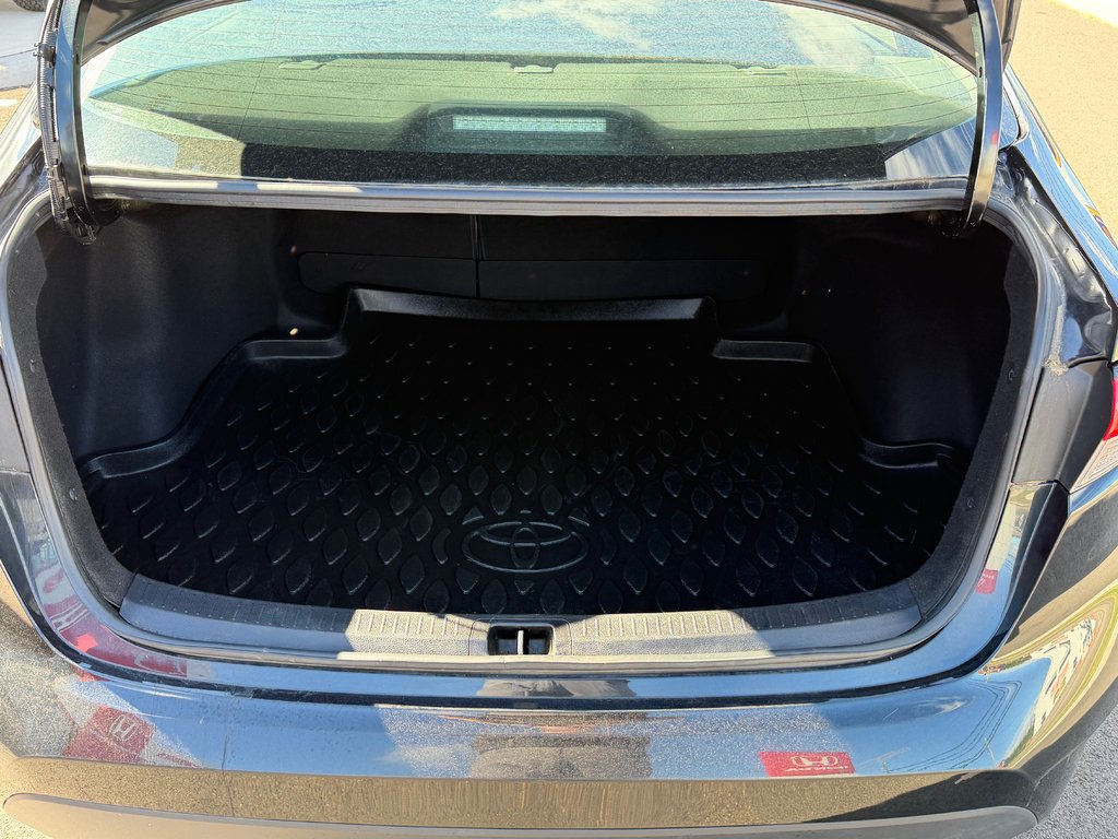 2021 Toyota COROLLA LE in Amherst, Nova Scotia - 9 - w1024h768px