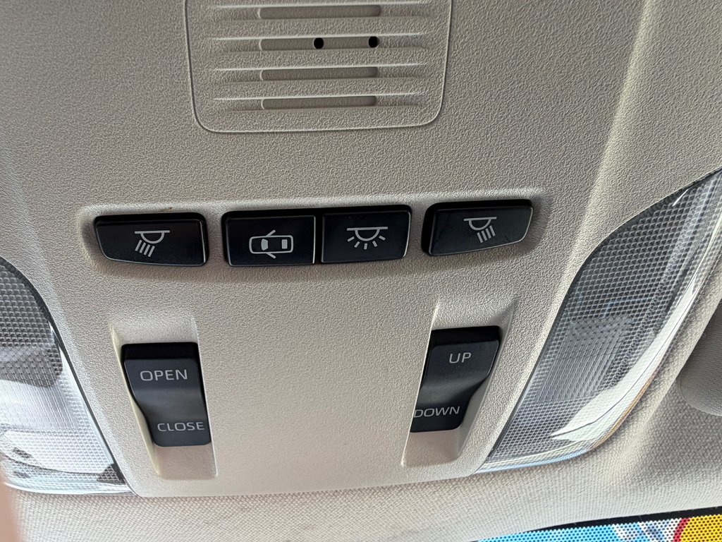 2021 Toyota COROLLA LE in Amherst, Nova Scotia - 18 - w1024h768px