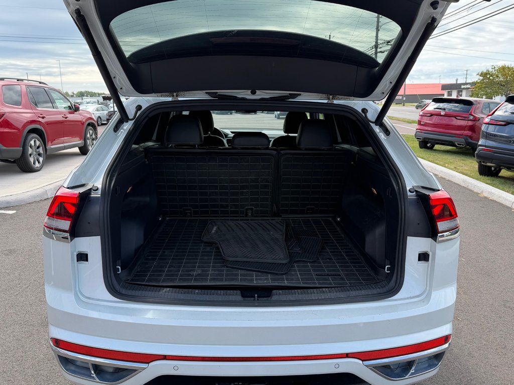 2022 Volkswagen ATLAS CROSS SPORT EXECLINE in Amherst, Nova Scotia - 9 - w1024h768px