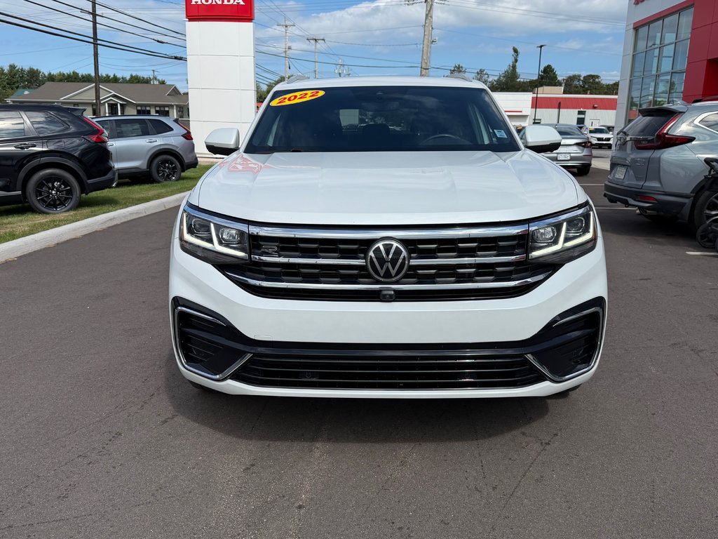 2022 Volkswagen ATLAS CROSS SPORT EXECLINE in Amherst, Nova Scotia - 2 - w1024h768px