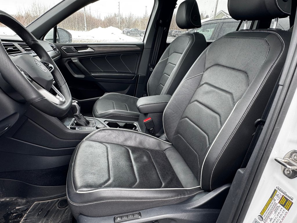 Volkswagen TIGUAN HIGHLINE R-LINE 2022 à Amherst, Nouvelle-Écosse - 12 - w1024h768px
