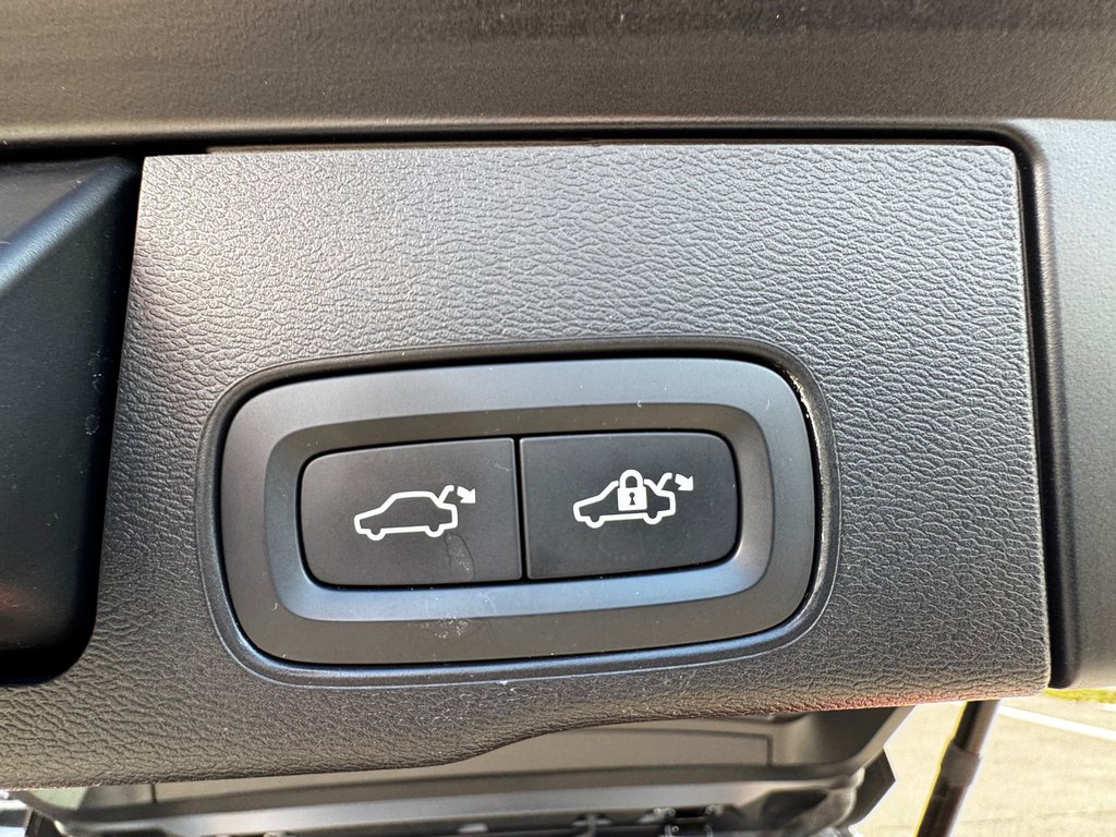2022 Volvo XC60 Inscription in Amherst, Nova Scotia - 10 - w1024h768px