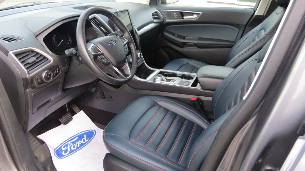 Ford EDGE AWD SEL 2024 à Les Escoumins, Québec - 6 - w1024h768px