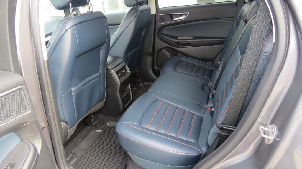 Ford EDGE AWD SEL 2024 à Les Escoumins, Québec - 7 - w1024h768px