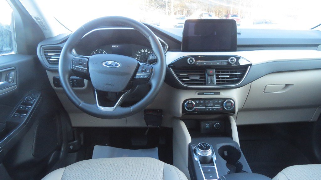 Ford Escape AWD SEL 2021 à Les Escoumins, Québec - 8 - w1024h768px