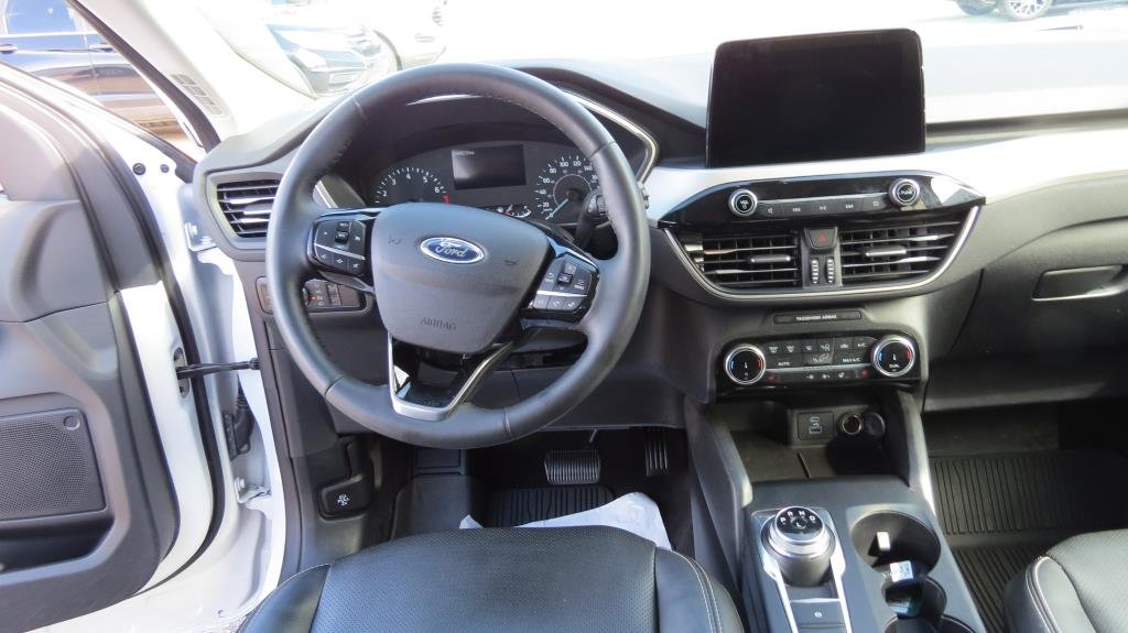 2022 Ford Escape AWD SEL in Les Escoumins, Quebec - 8 - w1024h768px