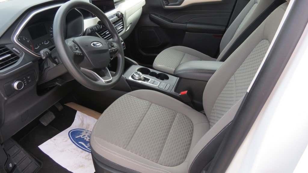Ford Escape AWD SE 2022 à Les Escoumins, Québec - 6 - w1024h768px