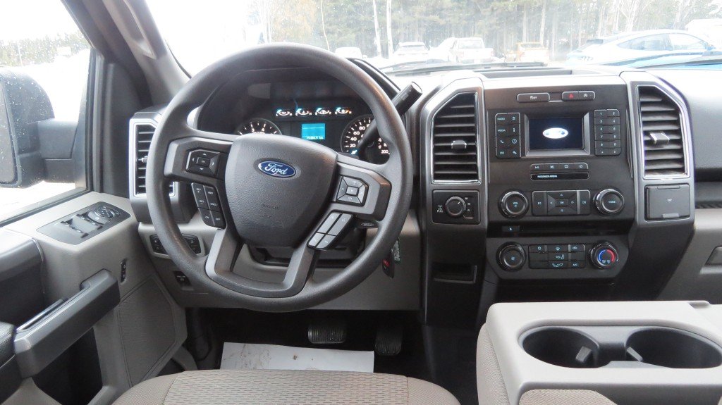 Ford F-150 4WD Super Crew 145'' WB 2018 à Les Escoumins, Québec - 8 - w1024h768px