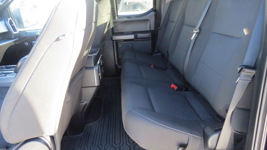 Ford F-150 4WD Super Cab 145'' SWB 2019 à Les Escoumins, Québec - 7 - w1024h768px