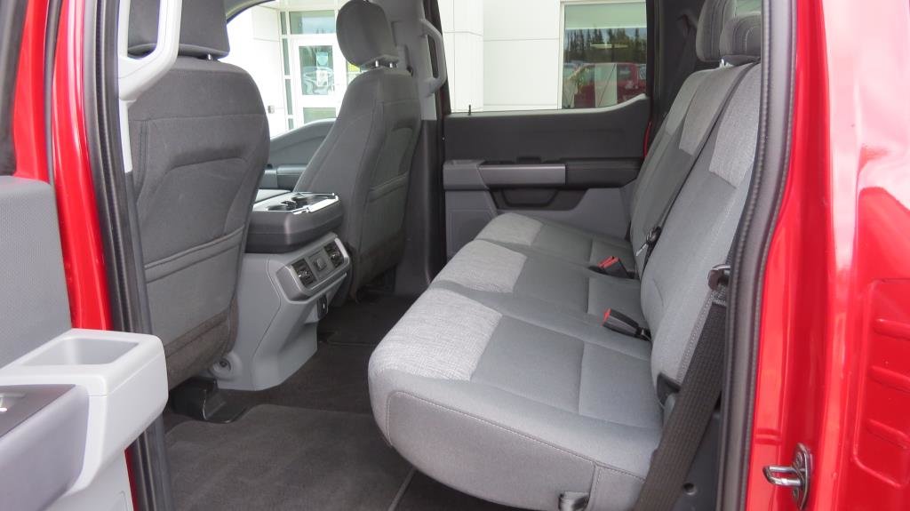 2021 Ford F-150 4WD Super Crew 145'' WB in Les Escoumins, Quebec - 8 - w1024h768px