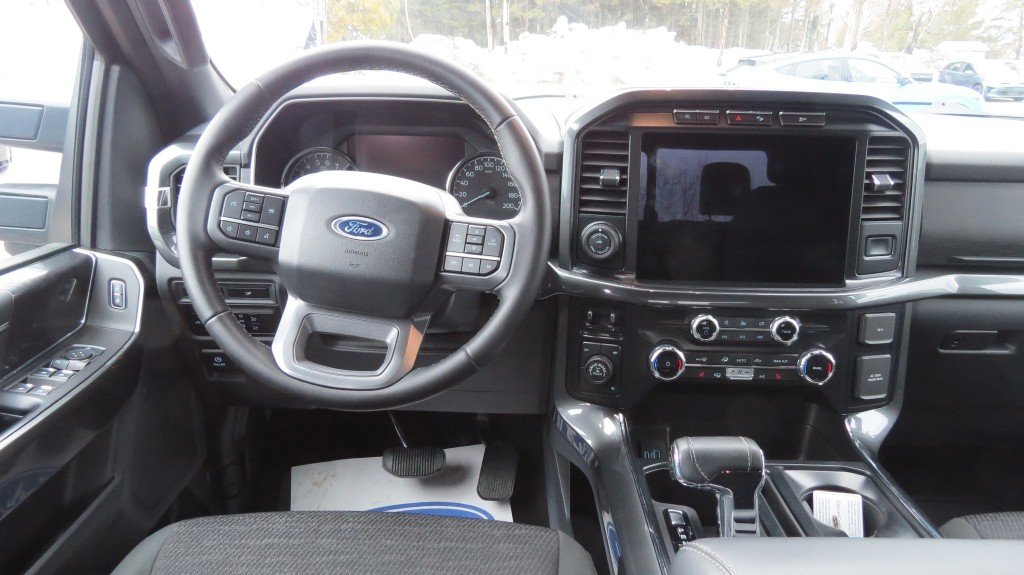 Ford F-150 4WD Super Crew 157'' WB 2023 à Les Escoumins, Québec - 8 - w1024h768px