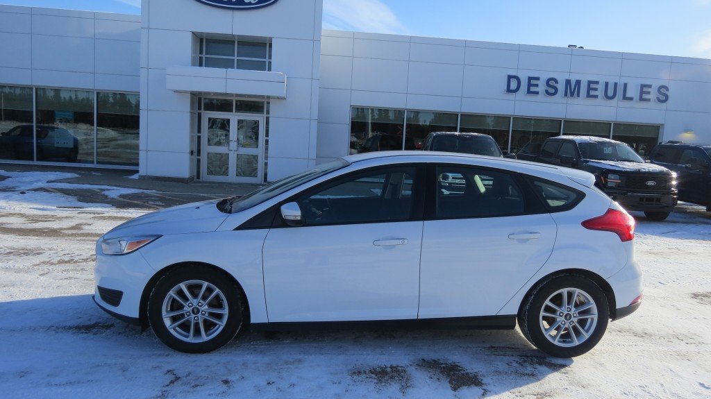2018 Ford FOCUS SE 5-dr in Les Escoumins, Quebec - 2 - w1024h768px