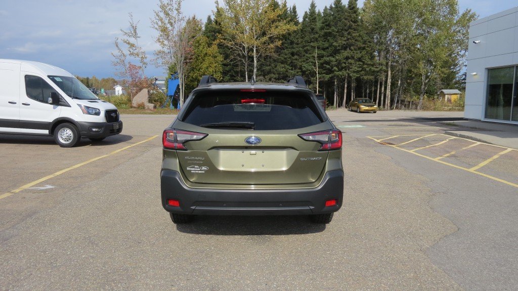 Subaru Outback Touring AWD 2023 à Les Escoumins, Québec - 5 - w1024h768px