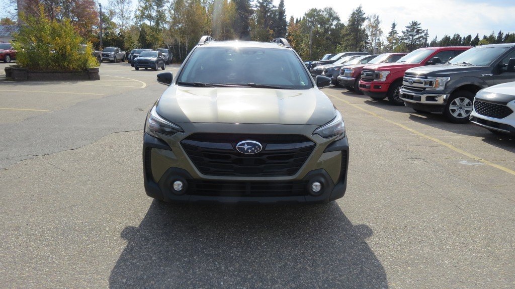 Subaru Outback Touring AWD 2023 à Les Escoumins, Québec - 3 - w1024h768px