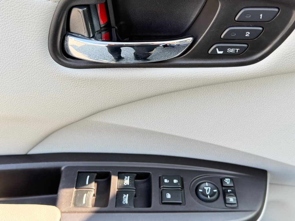 2018 Acura RDX GROUPE TECH / 59.000KM SEULEMENT / COMME NEUF !! / in Thetford Mines, Quebec - 25 - w1024h768px