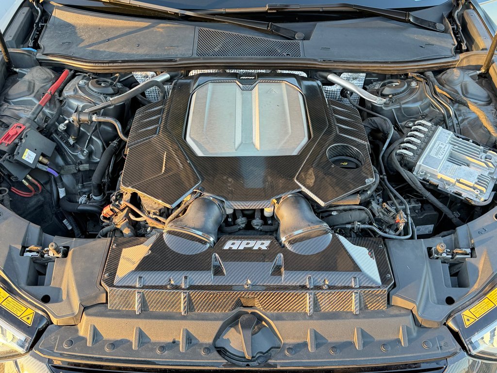 2023 Audi RS 6 Avant EXLUSIVE  1/1 ( 840HP) CERCUEIL ROULANT !!! / in Thetford Mines, Quebec - 86 - w1024h768px