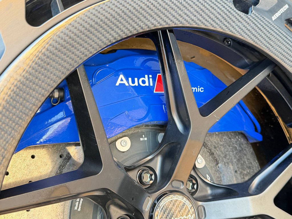 2023 Audi RS 6 Avant EXLUSIVE  1/1 ( 840HP) CERCUEIL ROULANT !!! / in Thetford Mines, Quebec - 24 - w1024h768px