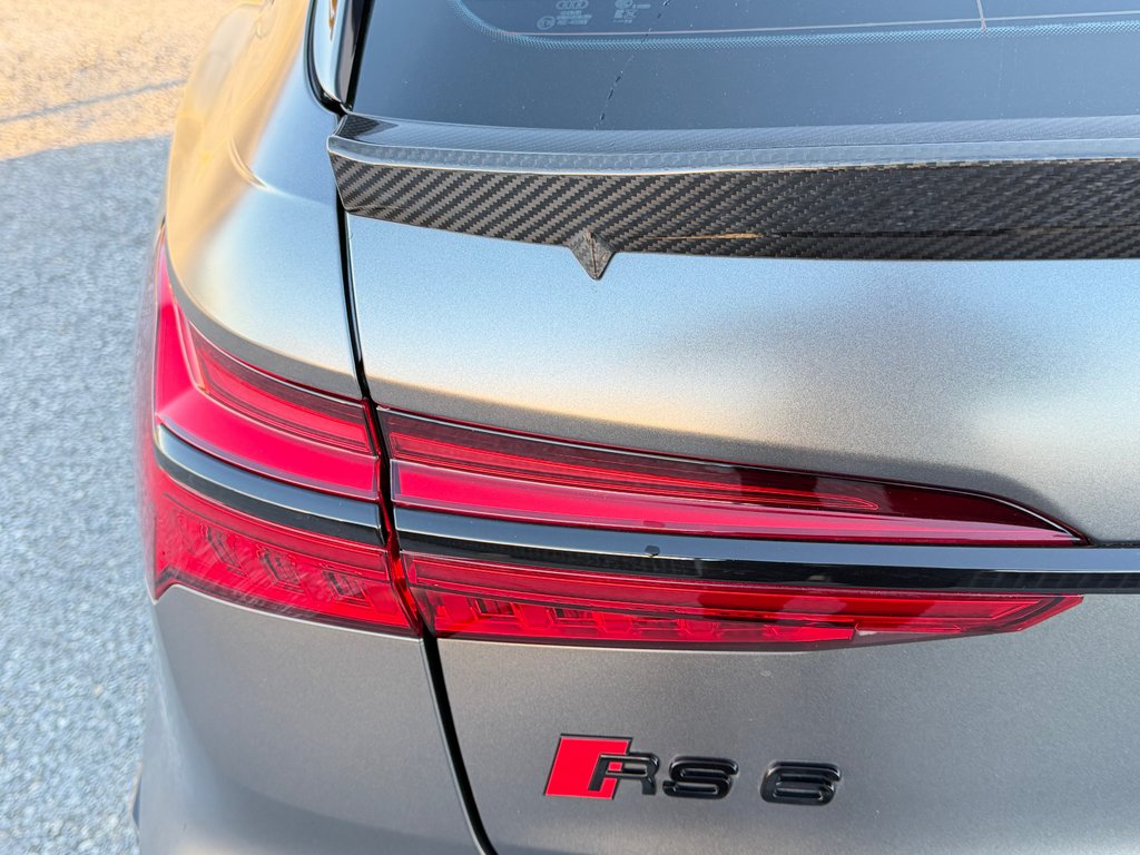 2023 Audi RS 6 Avant EXLUSIVE  1/1 ( 840HP) CERCUEIL ROULANT !!! / in Thetford Mines, Quebec - 38 - w1024h768px