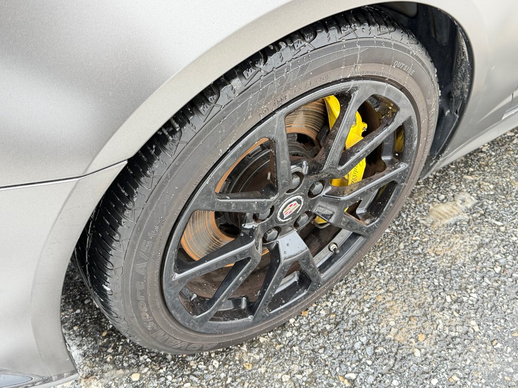 2011 Cadillac CTS-V Coupe ** EN BAS DU PRIX COÛTANT ** MANUELLE 650WHP /UNIQUE AU CANADA / GO AVANT L’HIVER in Thetford Mines, Quebec - 16 - w1024h768px