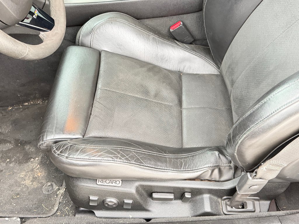 2011 Cadillac CTS-V Coupe ** EN BAS DU PRIX COÛTANT ** MANUELLE 650WHP /UNIQUE AU CANADA / GO AVANT L’HIVER in Thetford Mines, Quebec - 35 - w1024h768px