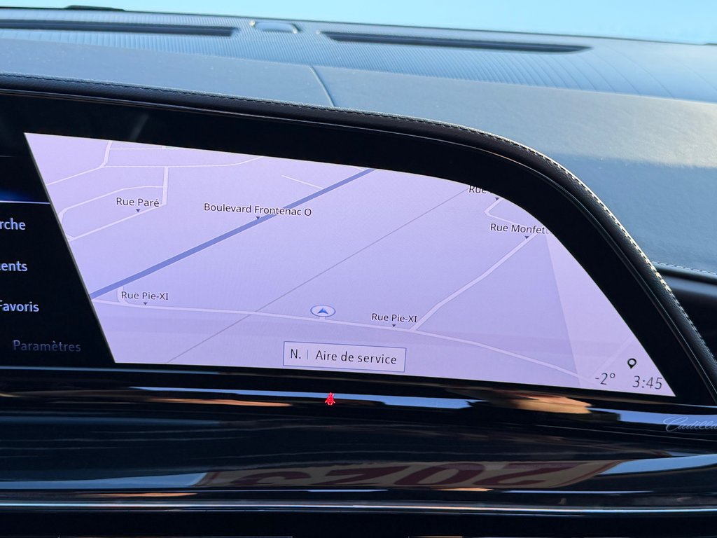 Cadillac Escalade V-SERIES / AWD / 682 HP / WRAP NOIR MAT / BAS KILOMETRAGE 2023 à Thetford Mines, Québec - 48 - w1024h768px