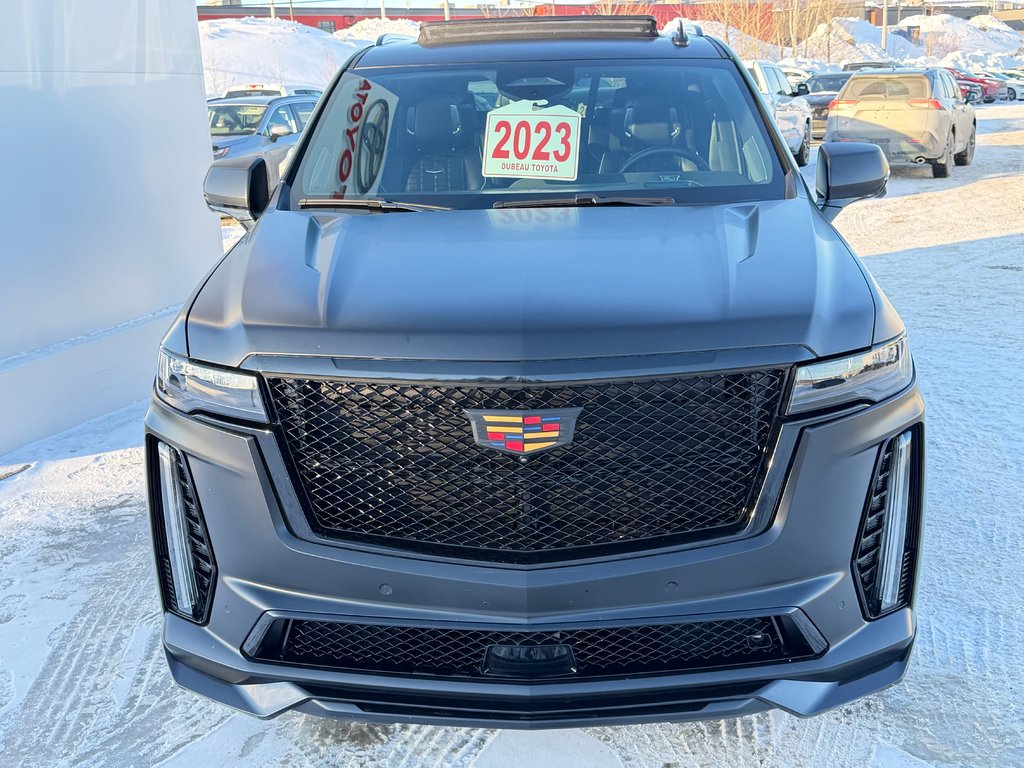 Cadillac Escalade V-SERIES / AWD / 682 HP / WRAP NOIR MAT / BAS KILOMETRAGE 2023 à Thetford Mines, Québec - 2 - w1024h768px