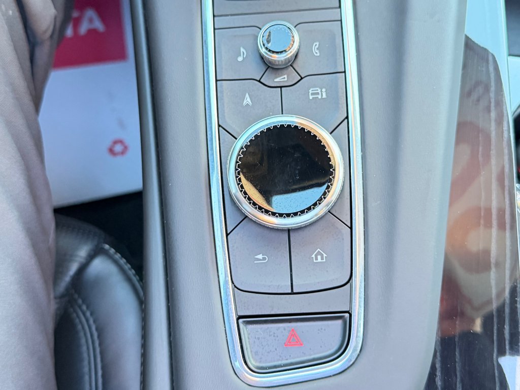 Cadillac Escalade V-SERIES / AWD / 682 HP / WRAP NOIR MAT / BAS KILOMETRAGE 2023 à Thetford Mines, Québec - 53 - w1024h768px